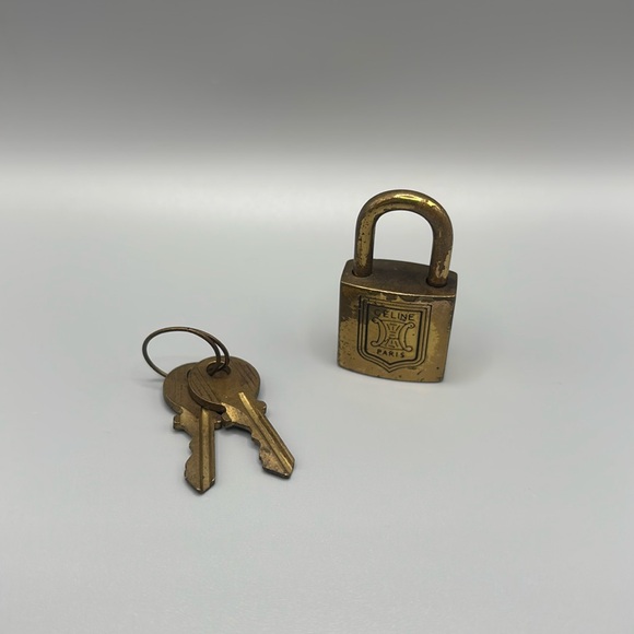 VINTAGE CELINE LOCK AND 2 KEYS - Picture 3 of 5